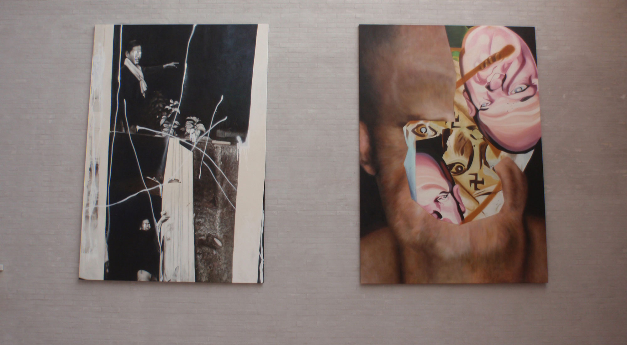 To abstrakte billeder fra udstillingen "Pavillion of the naked" med Claus Carstensen på Himmerlands Kunstmuseum
